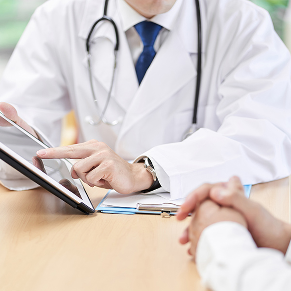 副作用への適切なフォローアップ